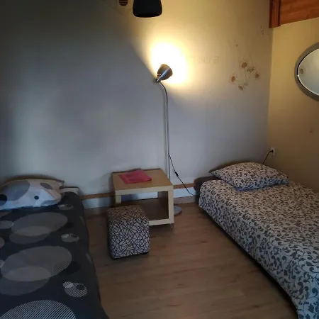 Holiday home Les Troglogites Brasparts