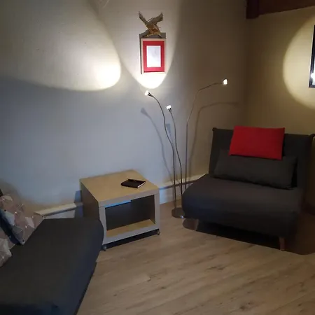 Holiday home Les Troglogites